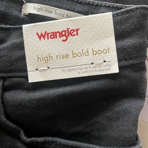 Women's WRANGLER HIGH RISE BOLD BOOT JEAN IN BLACK Size 10/30X30 NWT STRETCH - Picture 12 of 12